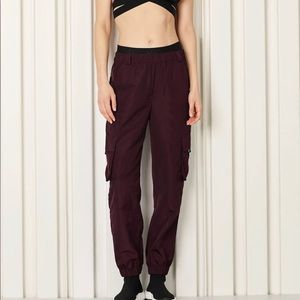 Alo Yoga It Girl Pants (Small)